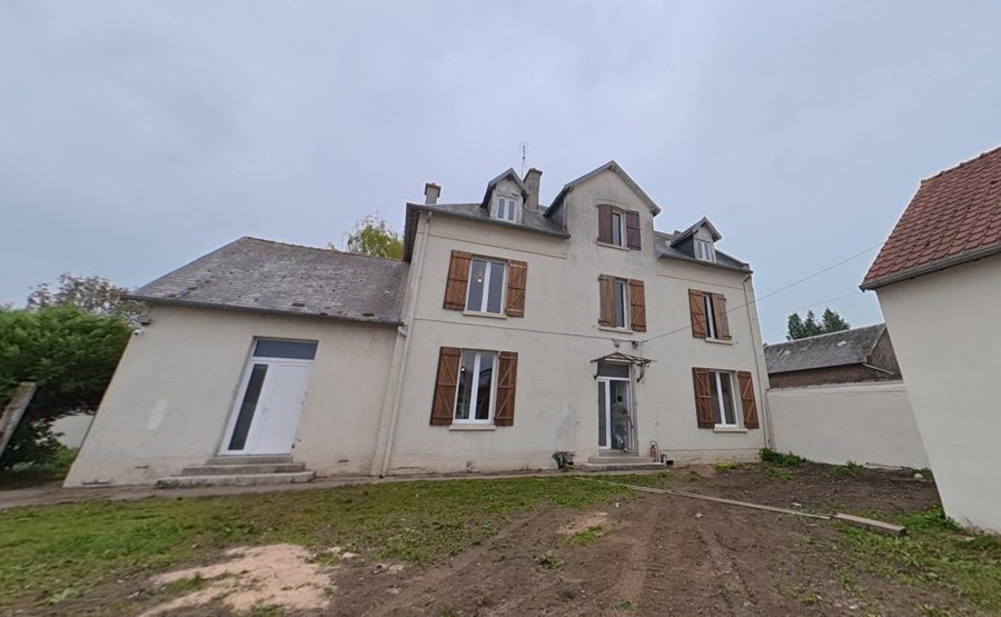 XXL Private Mansion